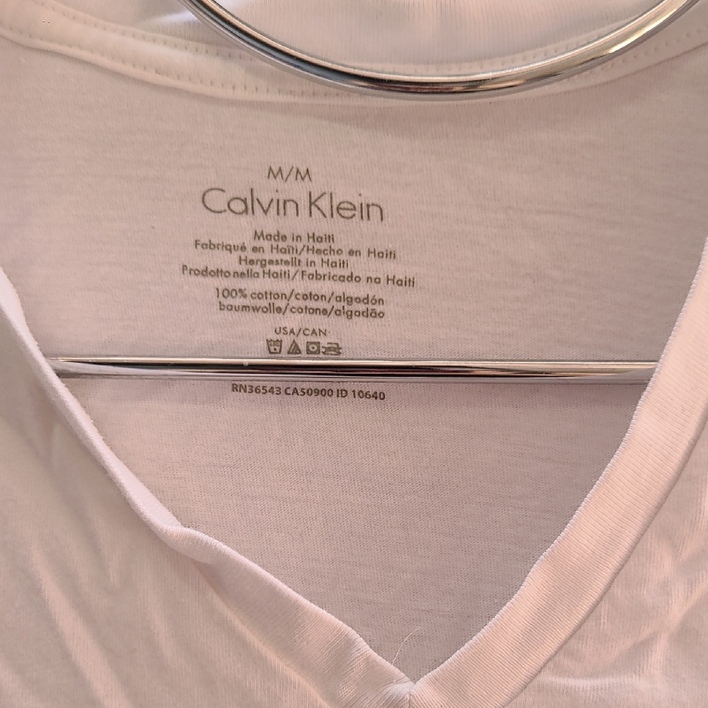 Calvin Klein White Short Sleeve Tee - Picture 3 of 5